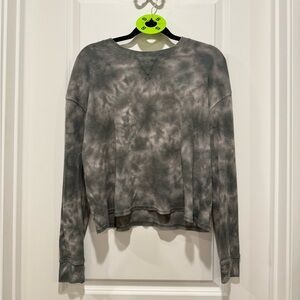 Wild Fable Gray Tie-Dye Long Sleeve Top